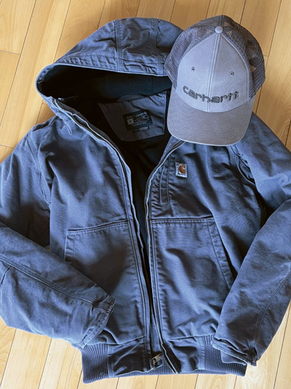 Carhartt Canvas Fleece Lined Work Jacket (sm) and NEW Carhartt trucker cap